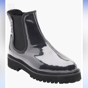 André Assous Clear Faux Shearling Lined Chelsea Featherweight Black Boots